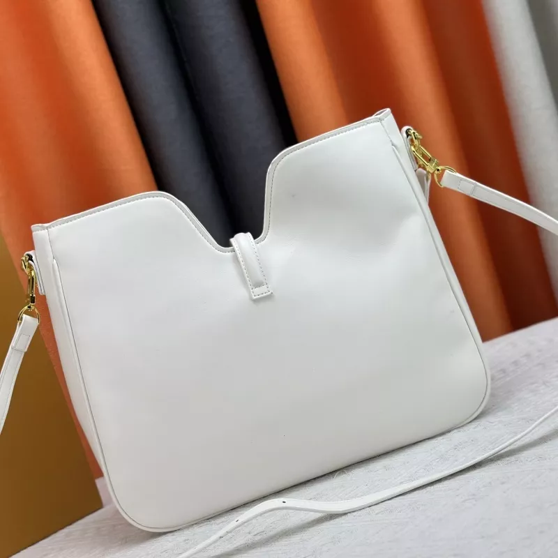 Elegant 4459 Louis Vuitton AAA Quality Messenger Bags For Women - Image 3