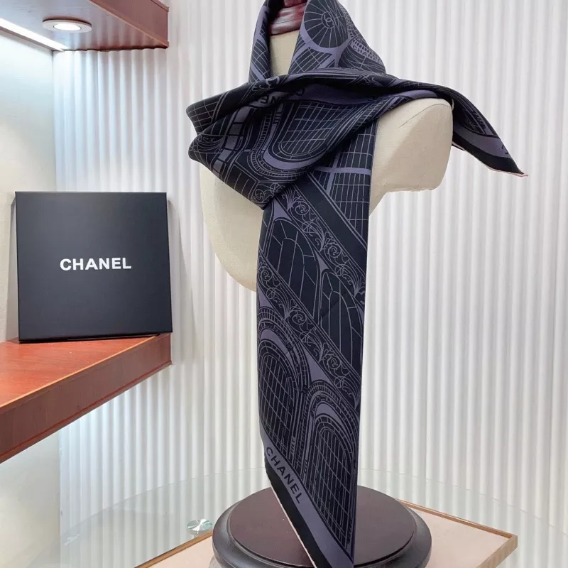 Fashionable 2264 Chanel Silk Squares - Image 5