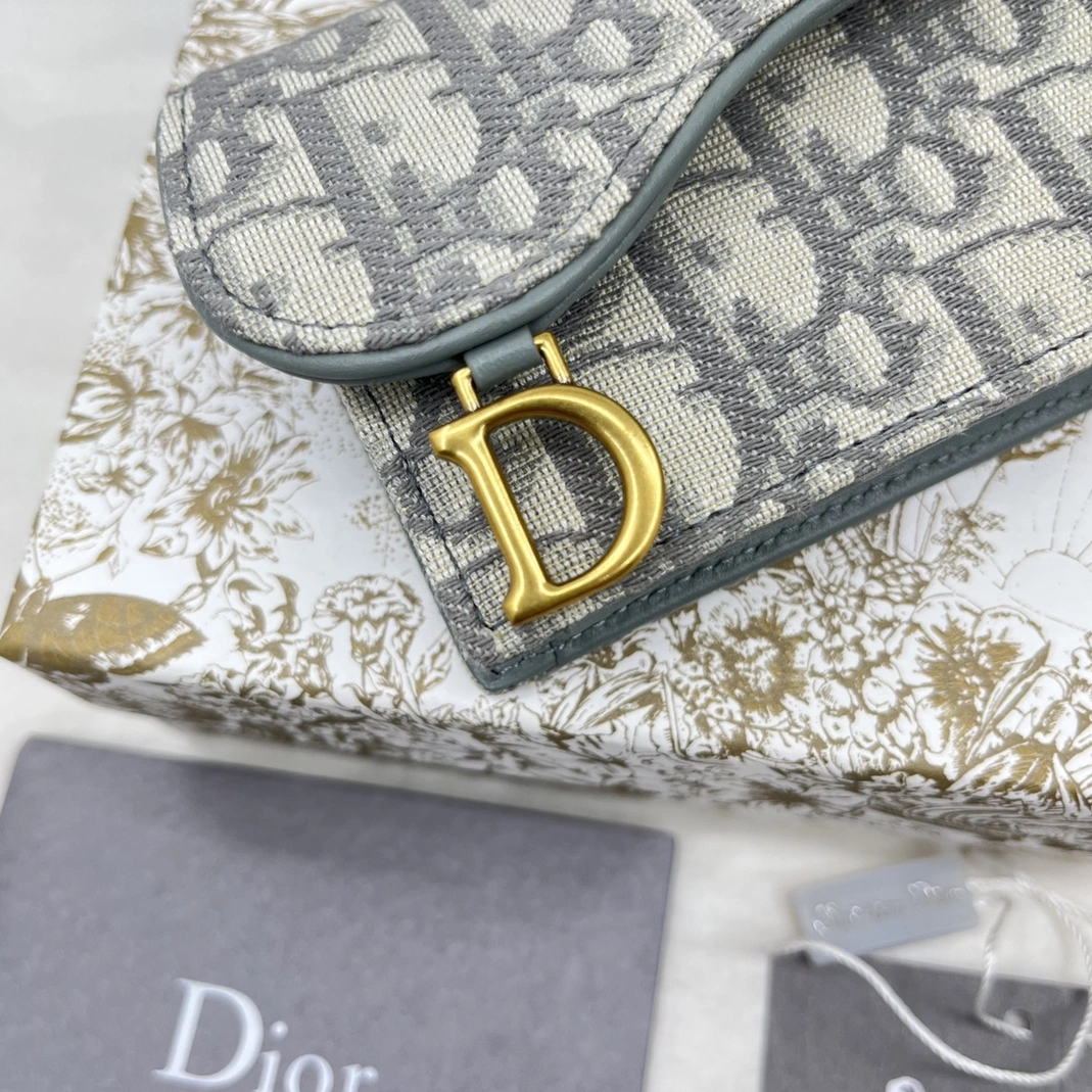 Fashionable 8468 Christian Dior AAA Quality Wallets For Unisex - Image 3