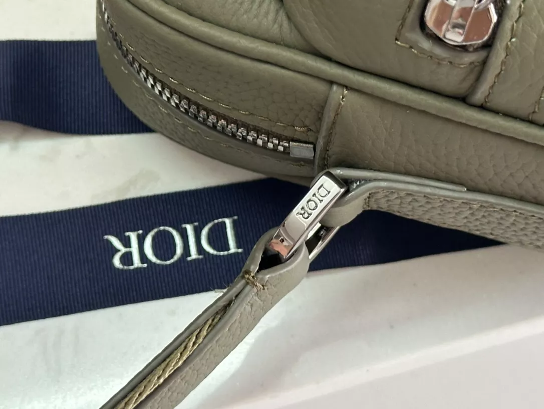 GoAnywhere 7424 Christian Dior AAA Man Messenger Bags - Image 6