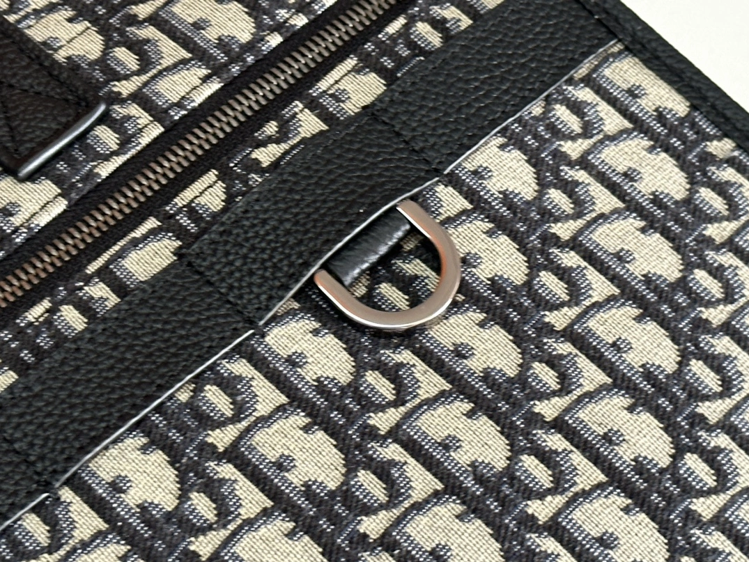GoAnywhere 7966 Christian Dior AAA Man Handbags - Image 6