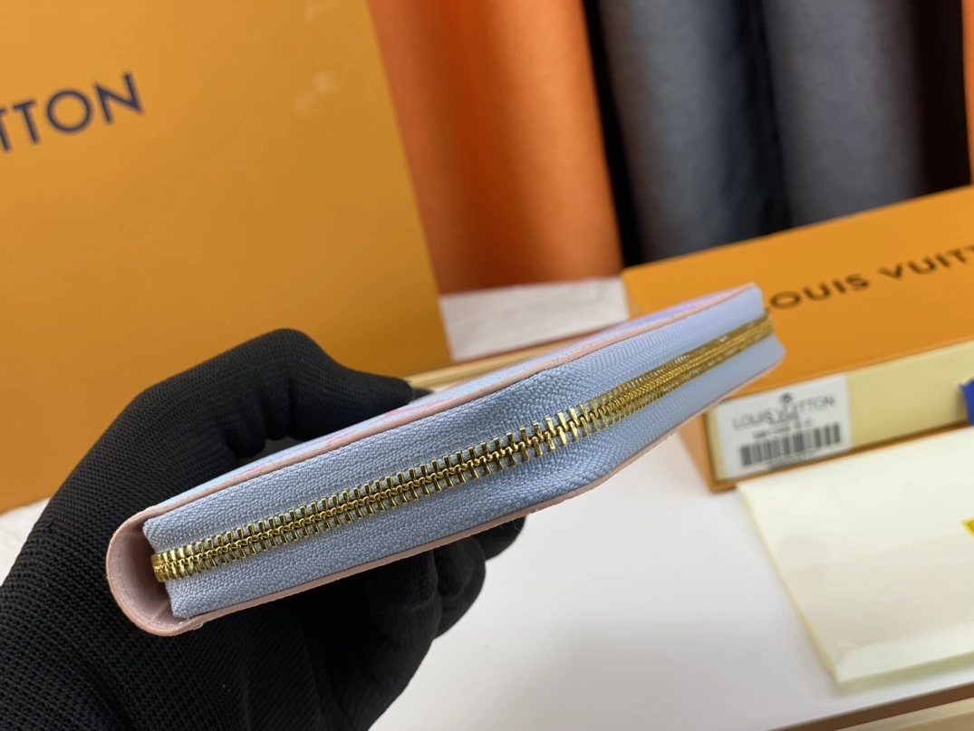 GoodFit 1019 Louis Vuitton LV Wallets - Image 5