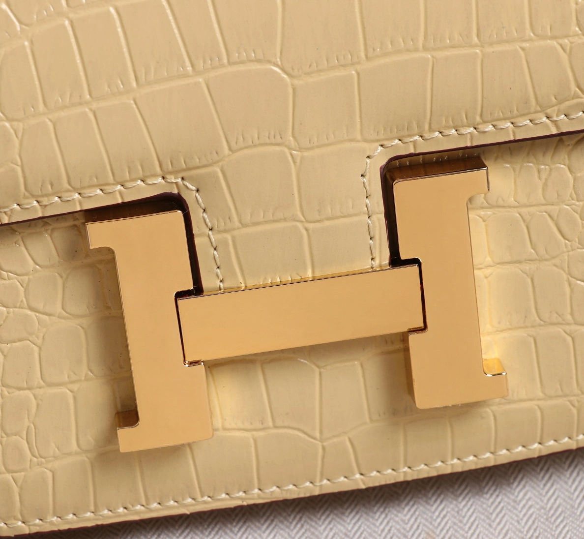 Hermes AAA Quality Messenger Bags For Women Bright 1445 - Image 3