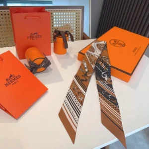 Hermes Silk Scarf EasyMatch 9177
