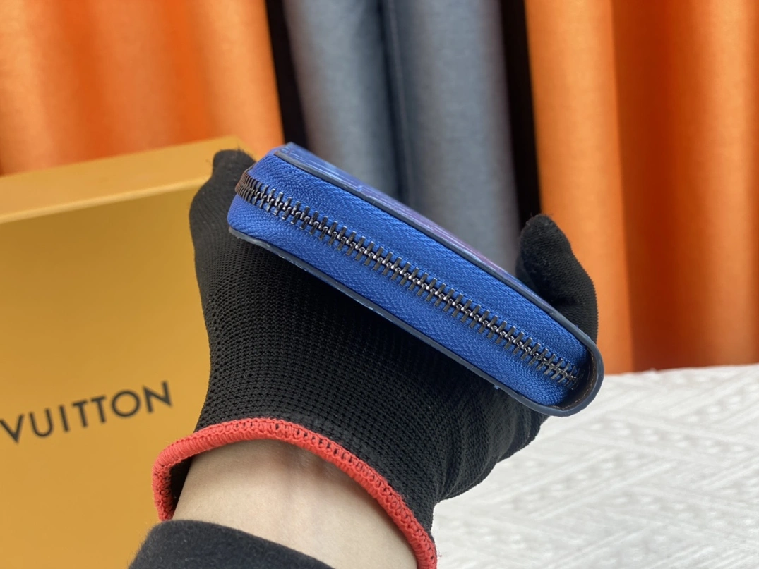 HighQuality 4161 Louis Vuitton LV Card Case For Unisex - Image 5