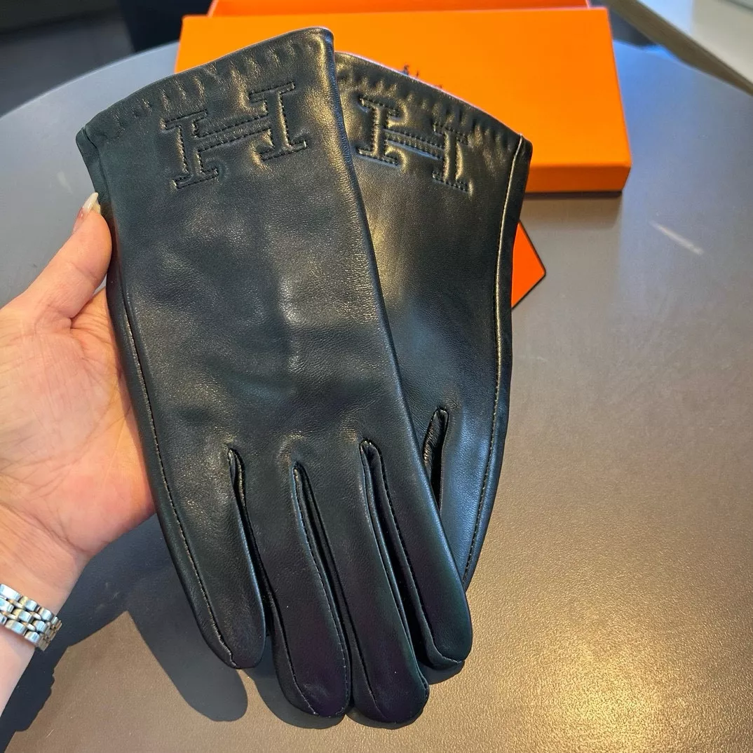 Lightweight 7045 Hermes Gloves For Women - Image 5