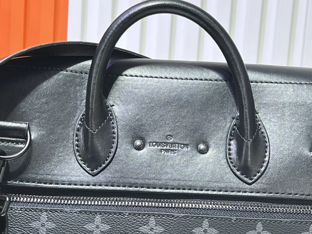 Louis Vuitton AAA Quality Backpacks For Unisex Vibrant 5708 - Image 6