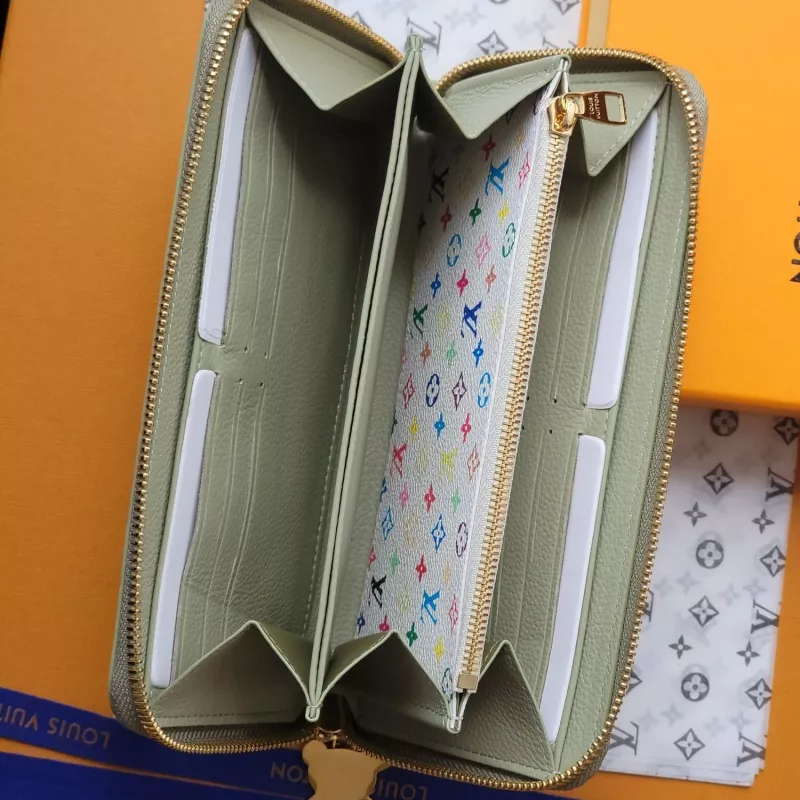 Louis Vuitton AAA Quality Card Case SmartChoice 9364 - Image 5