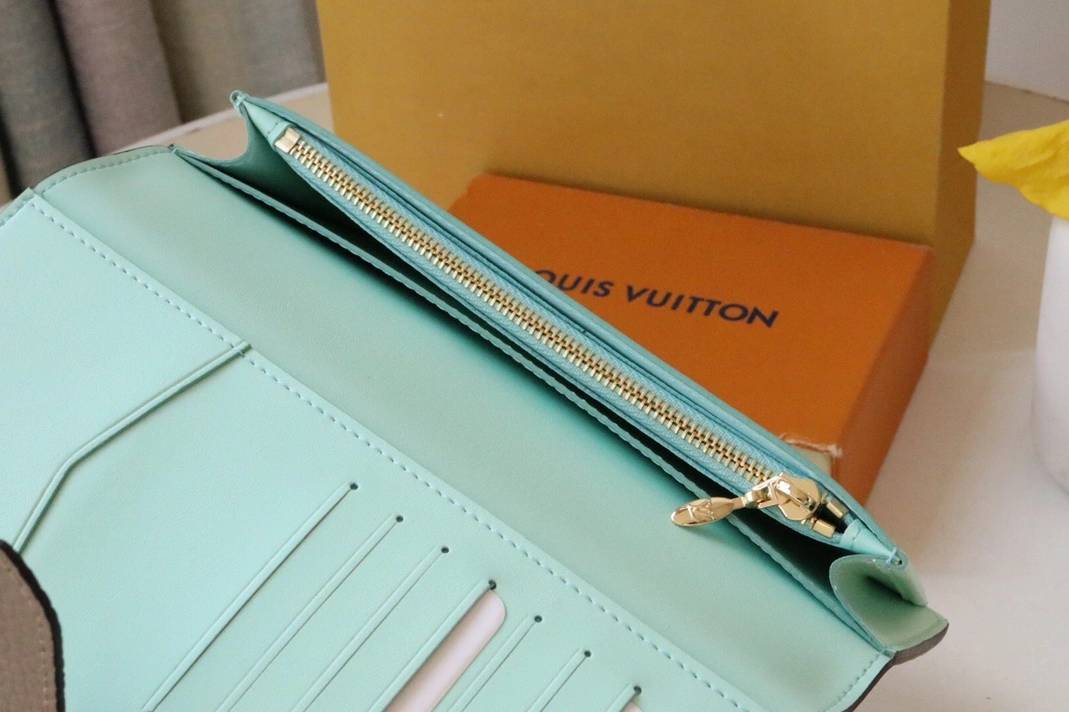 Louis Vuitton AAA Quality Card Case TopPick 3541 - Image 8