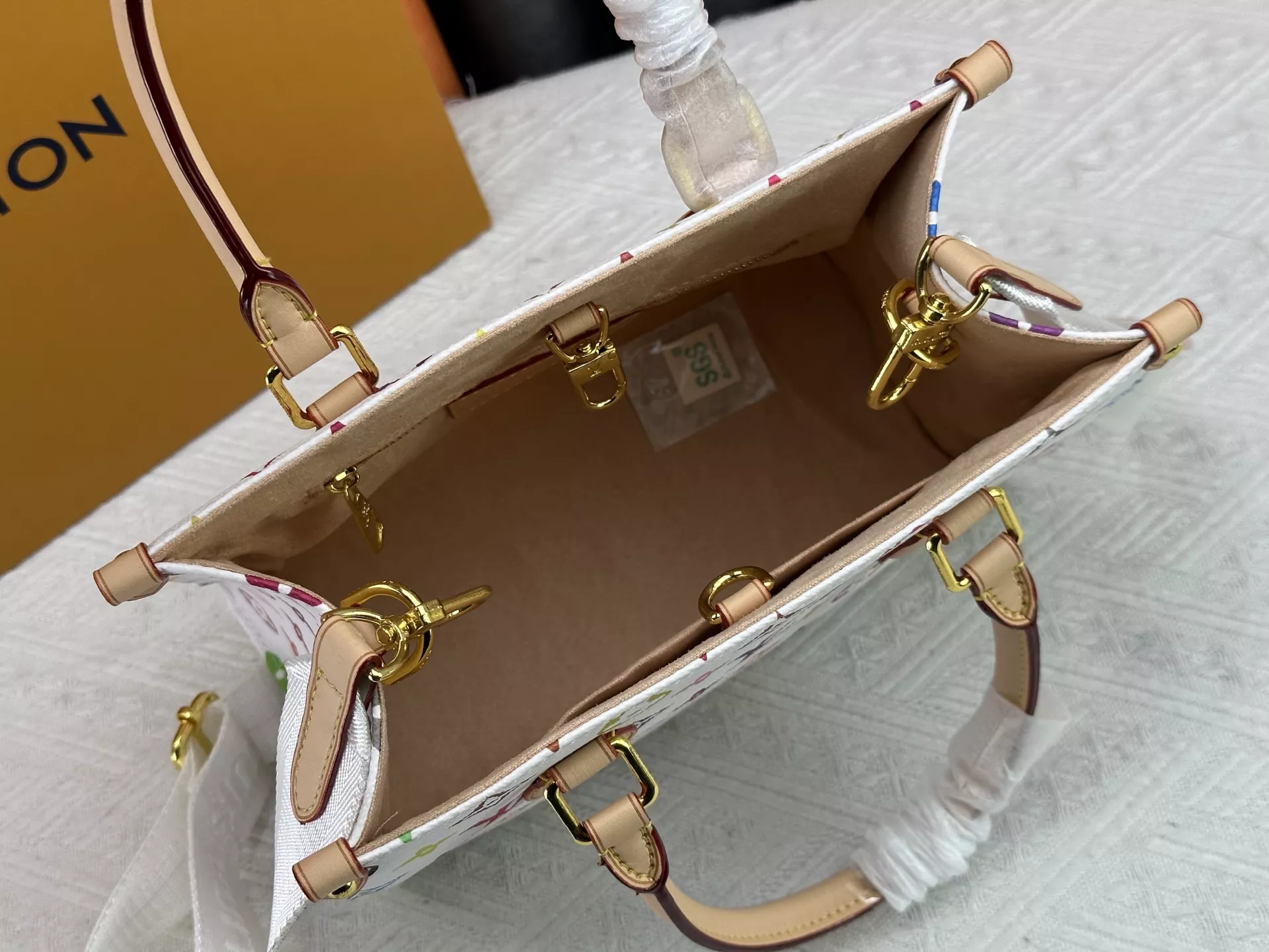 Louis Vuitton AAA Quality Handbags For Women Durable 6136 - Image 8