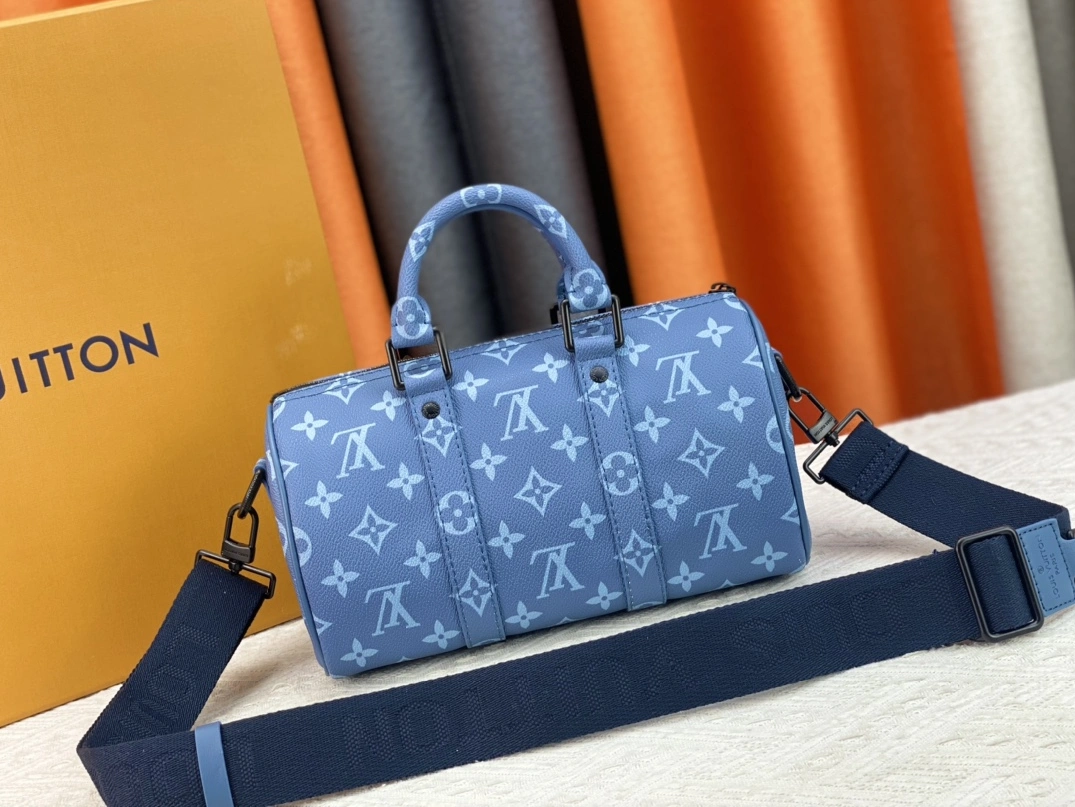 Louis Vuitton AAA Quality Handbags For Women EyeCatching 543 - Image 4