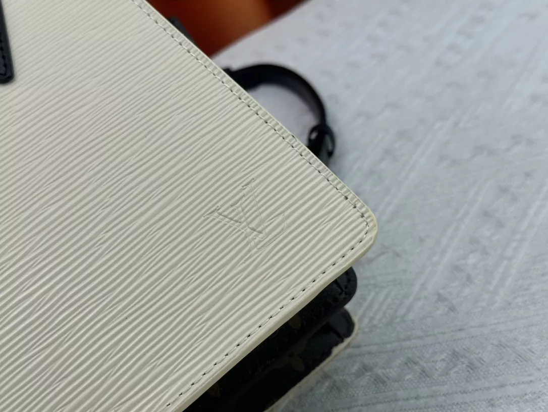 Louis Vuitton AAA Quality Handbags For Women GoAnywhere 2074 - Image 6