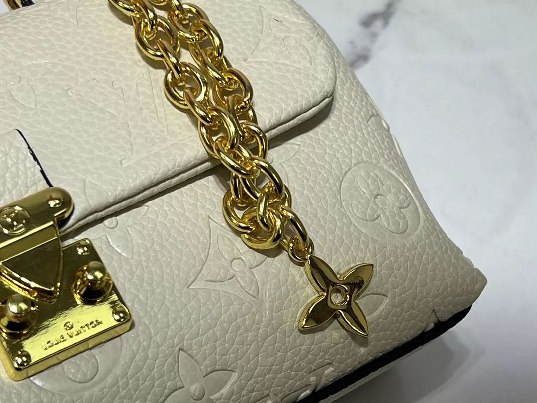 Louis Vuitton AAA Quality Handbags For Women Lightweight 5395 - Image 7