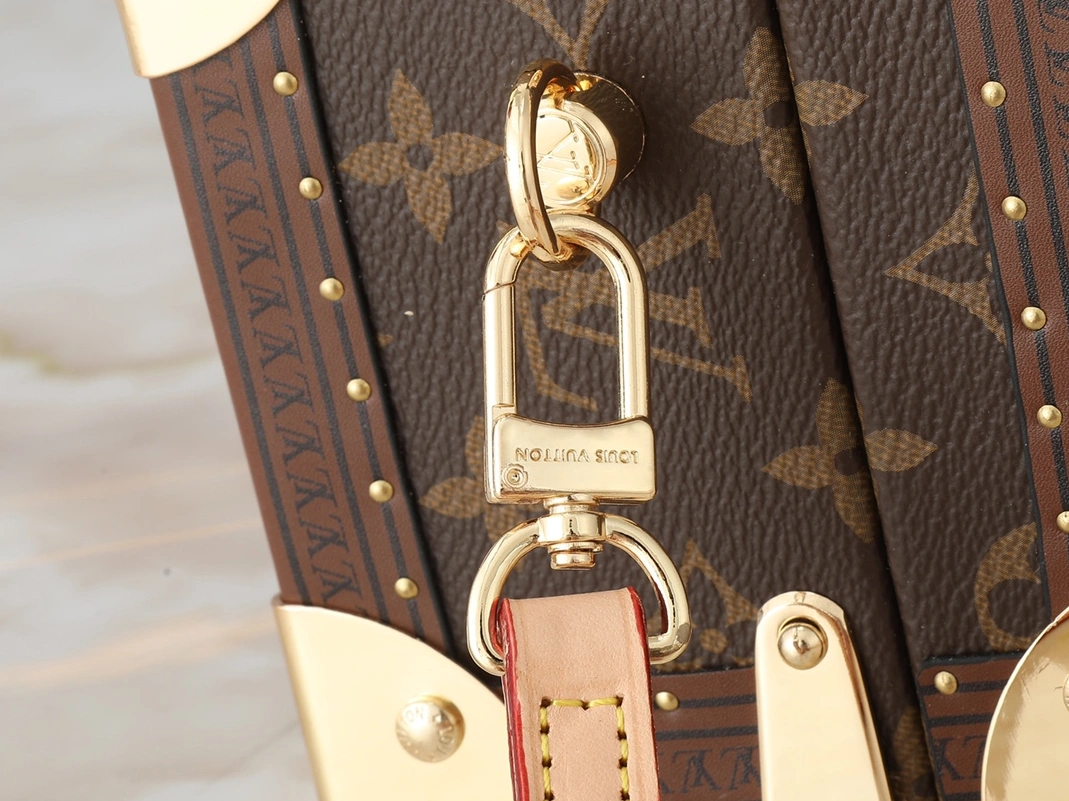 Louis Vuitton AAA Quality Handbags For Women Soft 3042 - Image 7