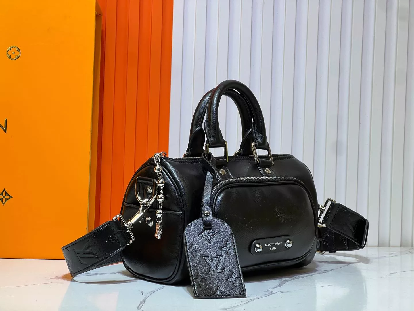 Louis Vuitton AAA Quality Handbags For Women Soft 361