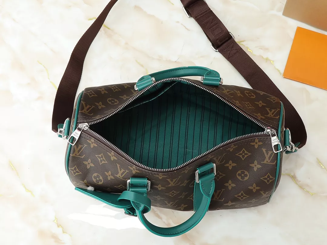 Louis Vuitton AAA Quality Handbags For Women Stylish 9604 - Image 8