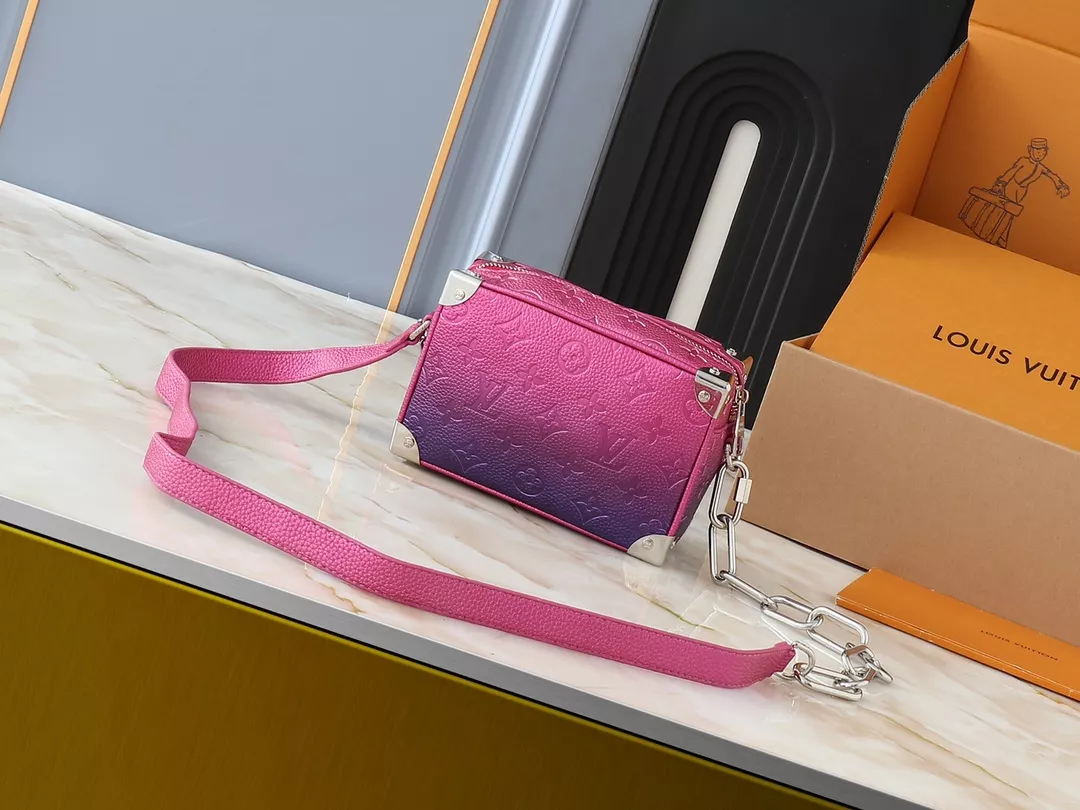 Louis Vuitton AAA Quality Messenger Bags For Unisex Durable 9138 - Image 3