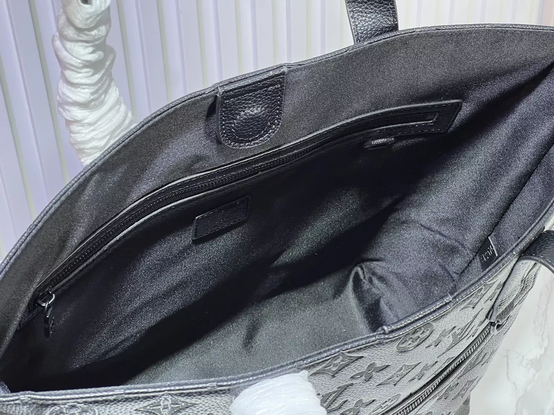 Louis Vuitton AAA Quality Shoulder Bags For Unisex BestValue 9556 - Image 8