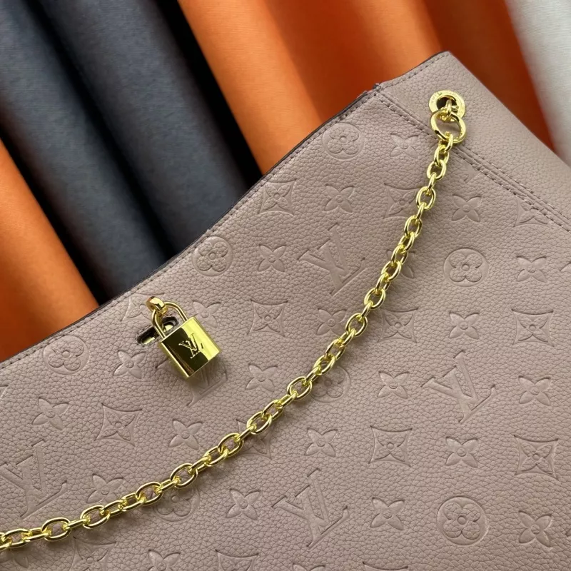 Louis Vuitton AAA Quality Shoulder Bags For Women Flexible 6479 - Image 6