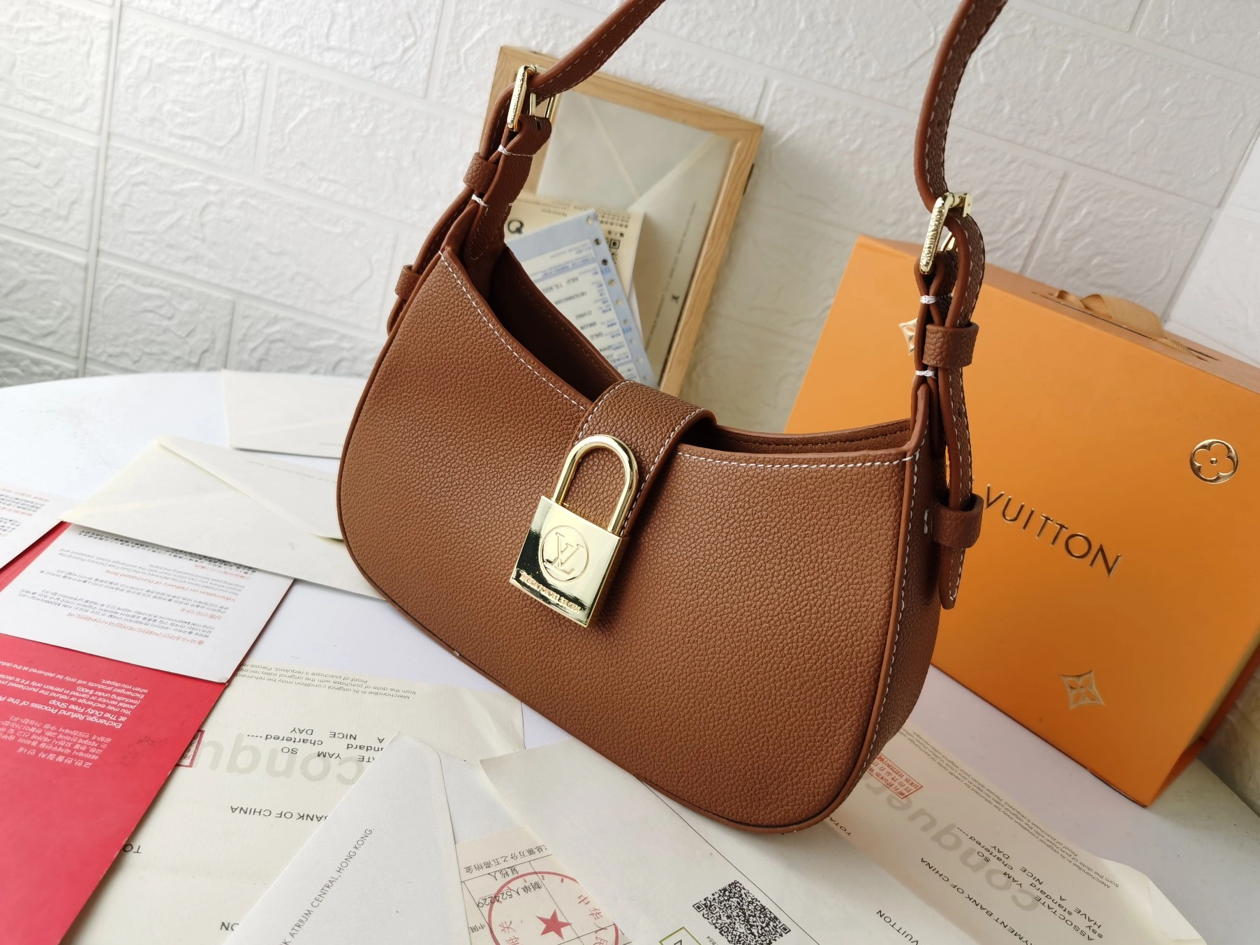 Louis Vuitton AAA Quality Shoulder Bags For Women Lightweight 4757