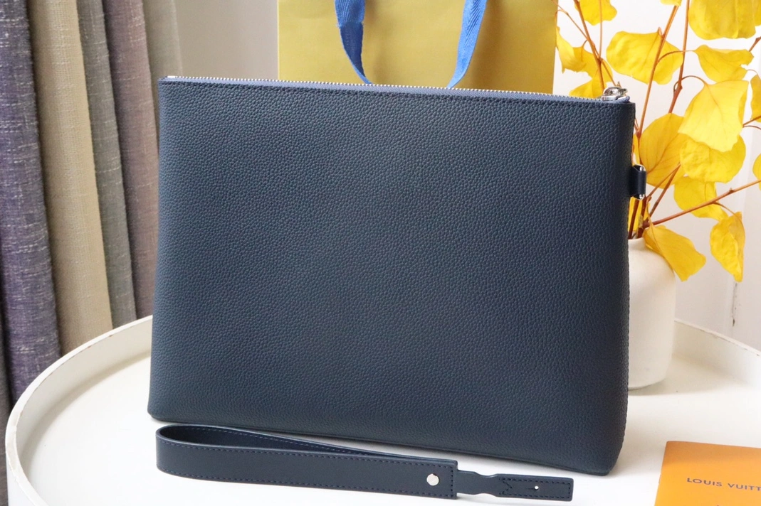 Louis Vuitton AAA Quality Wallets For Unisex Soft 5890