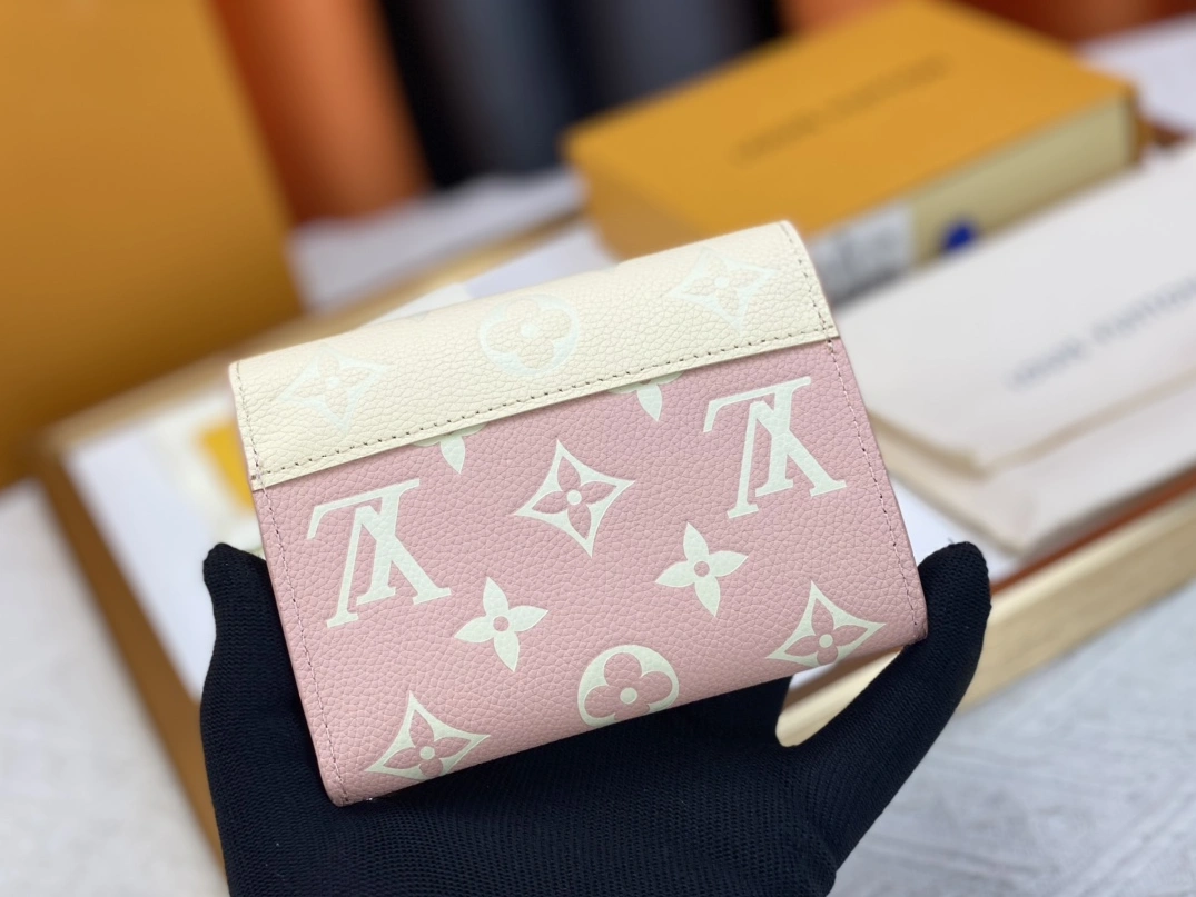 Louis Vuitton AAA Quality Wallets For Women SmartChoice 2058