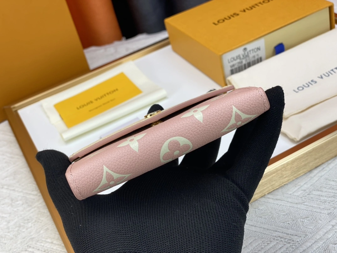 Louis Vuitton AAA Quality Wallets For Women SmartChoice 2058 - Image 3