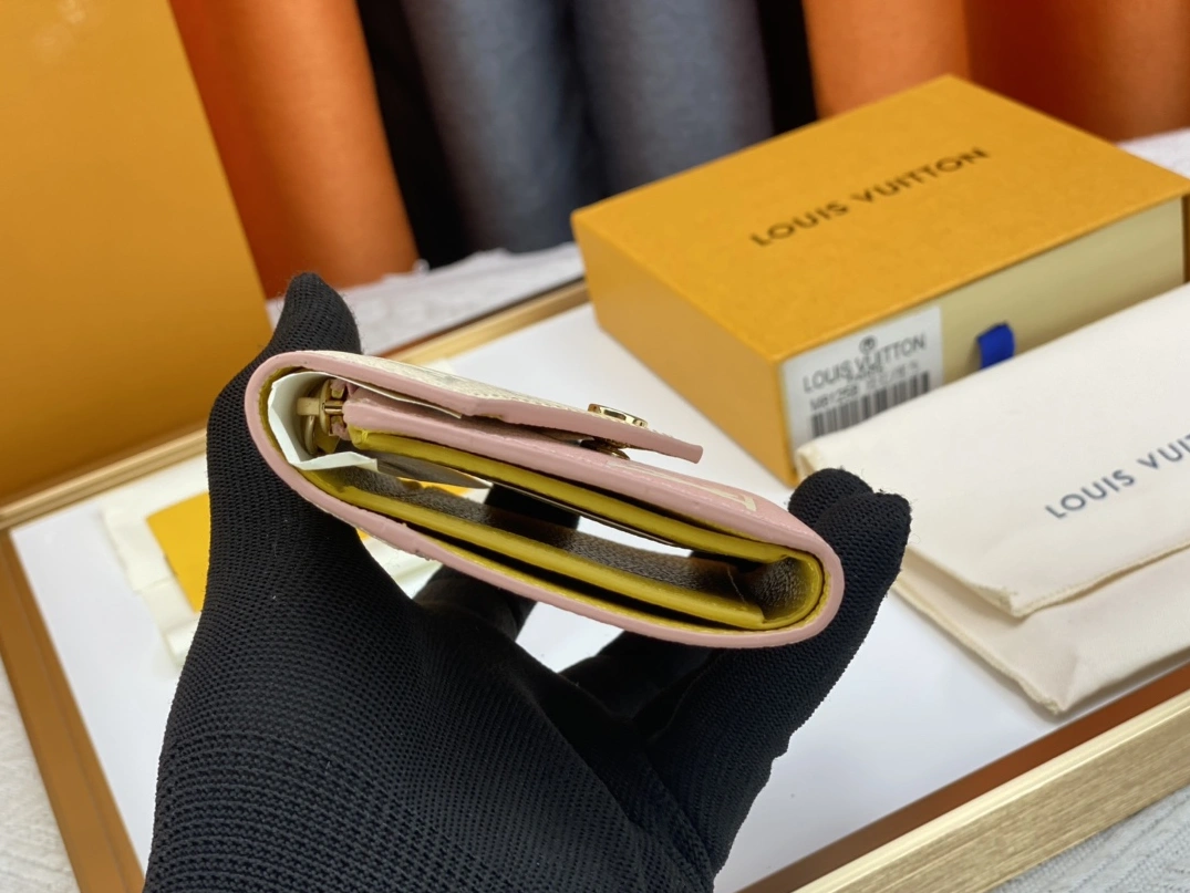 Louis Vuitton AAA Quality Wallets For Women SmartChoice 2058 - Image 5