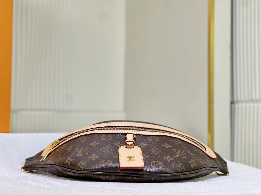 Louis Vuitton LV AAA Quality Belt Bags For Unisex Modern 3148 - Image 6