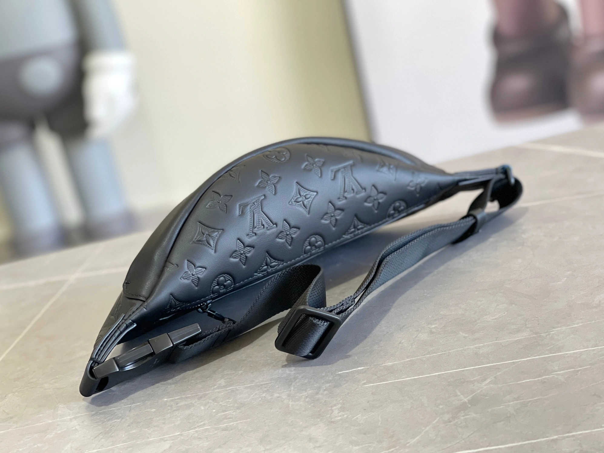 Louis Vuitton LV AAA Quality Belt Bags Reliable 7505