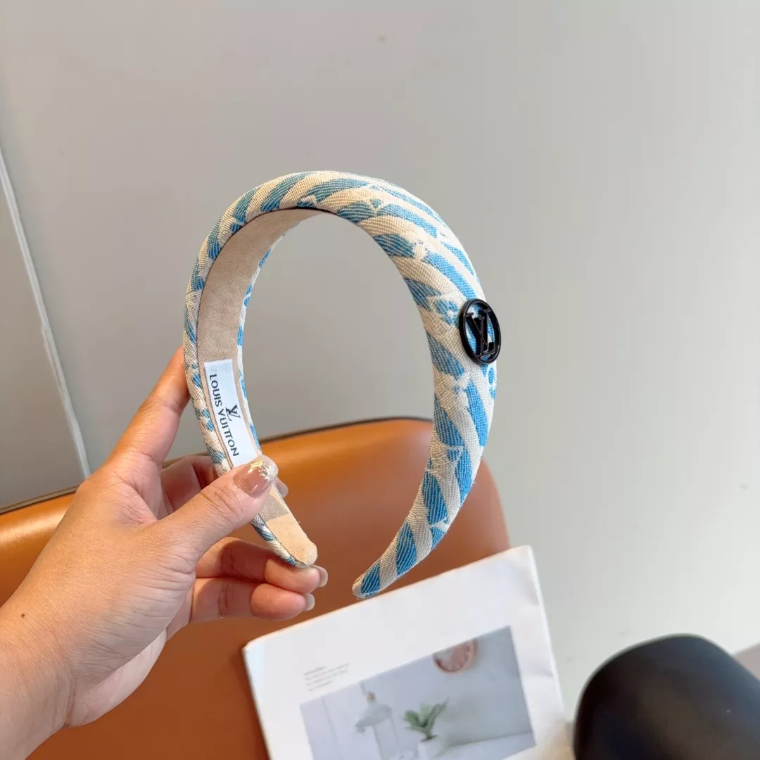 Louis Vuitton LV Headband For Women Functional 3563 - Image 4
