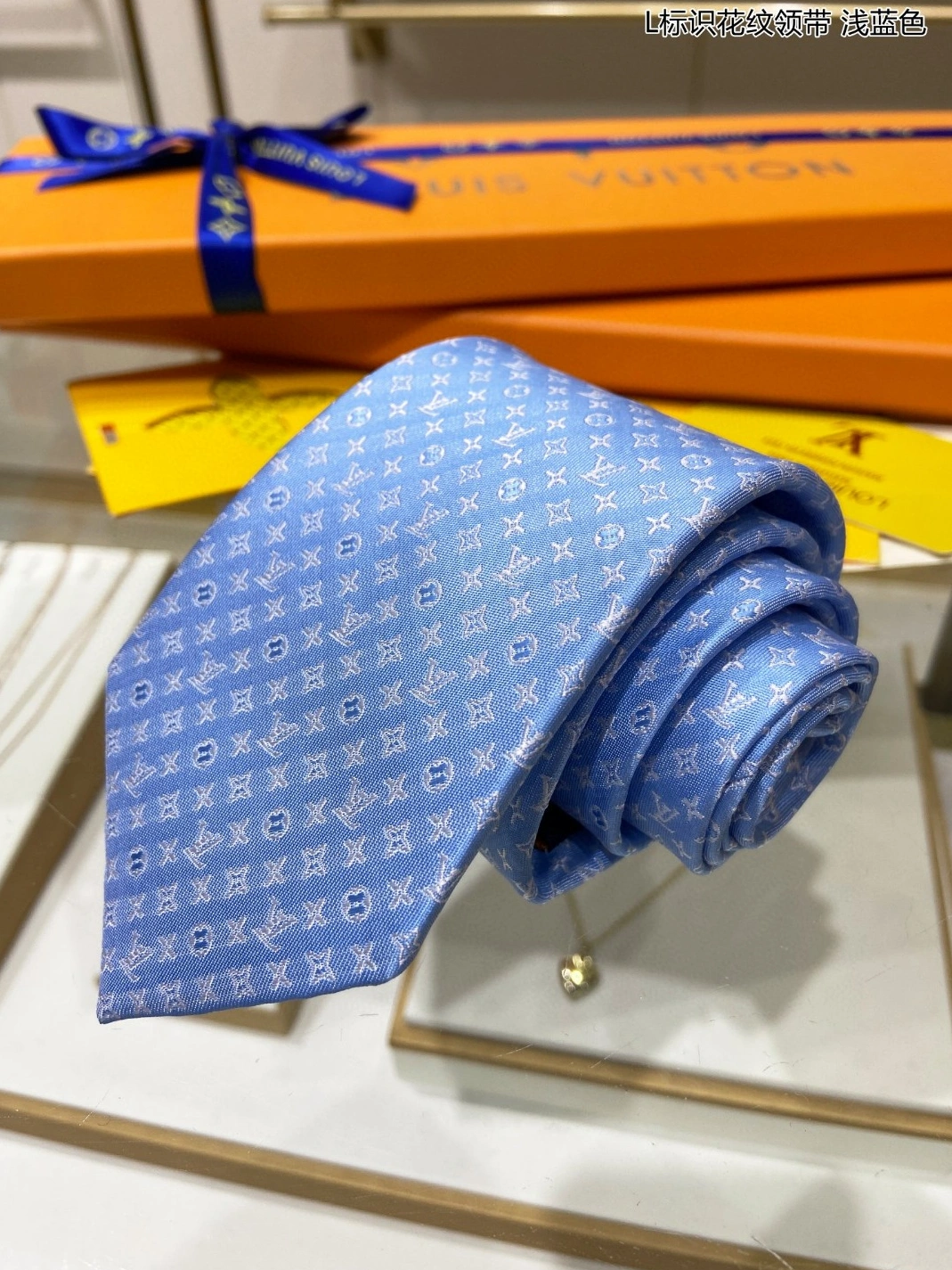 Louis Vuitton LV Necktie For Men Durable 5892