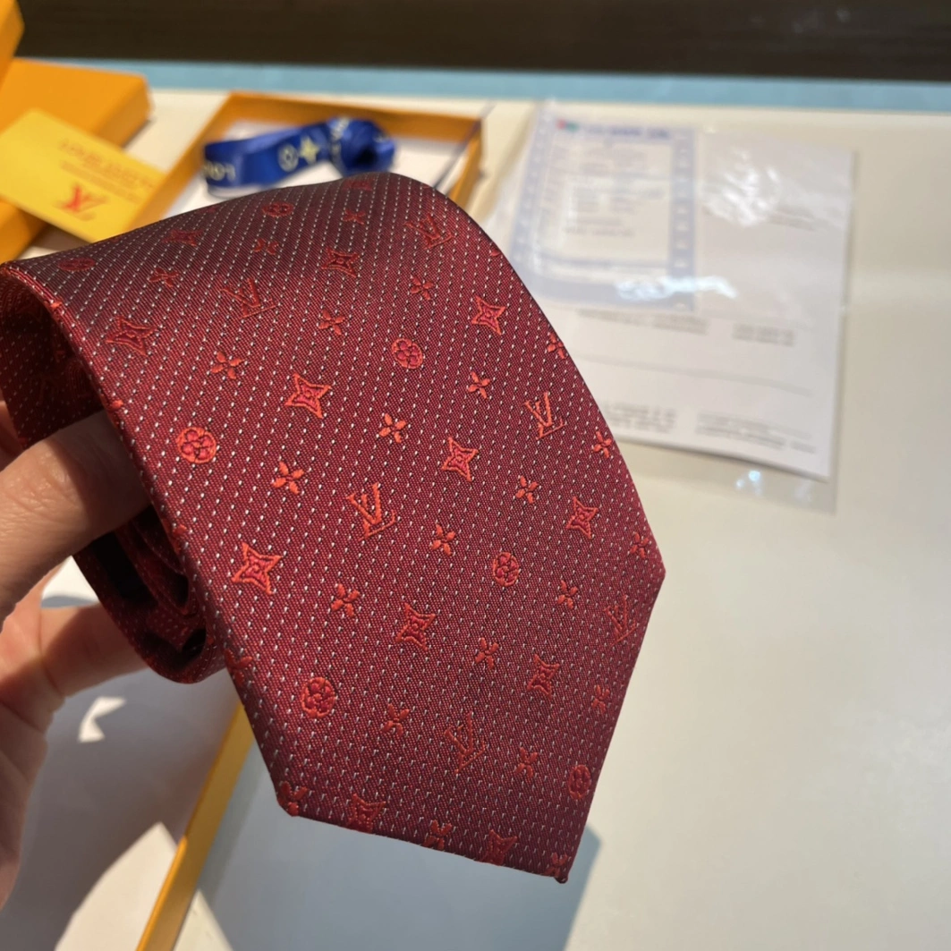 Louis Vuitton LV Necktie For Men Practical 2769 - Image 3