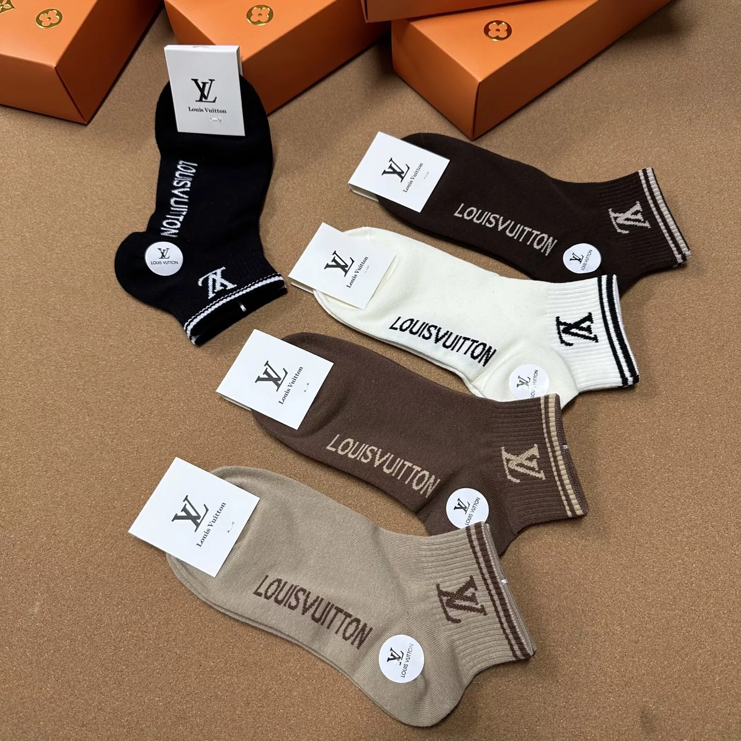 Louis Vuitton LV Socks For Women Comfortable 8378 - Image 5