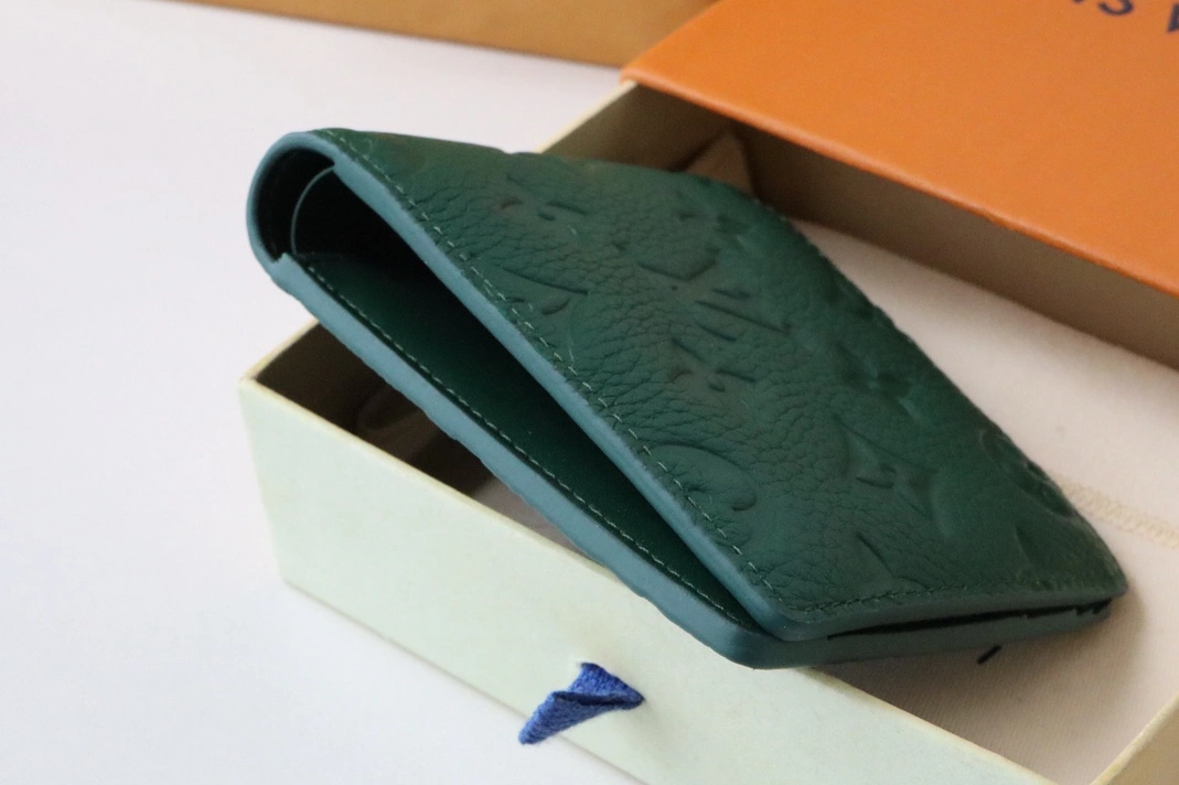 Louis Vuitton LV Wallets Efficient 6863 - Image 3