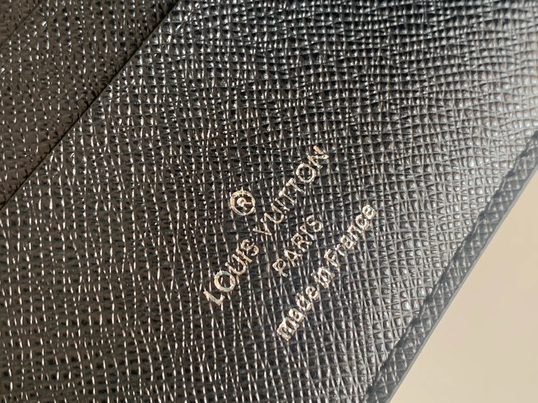 Louis Vuitton LV Wallets For Unisex GoodFit 5001 - Image 3