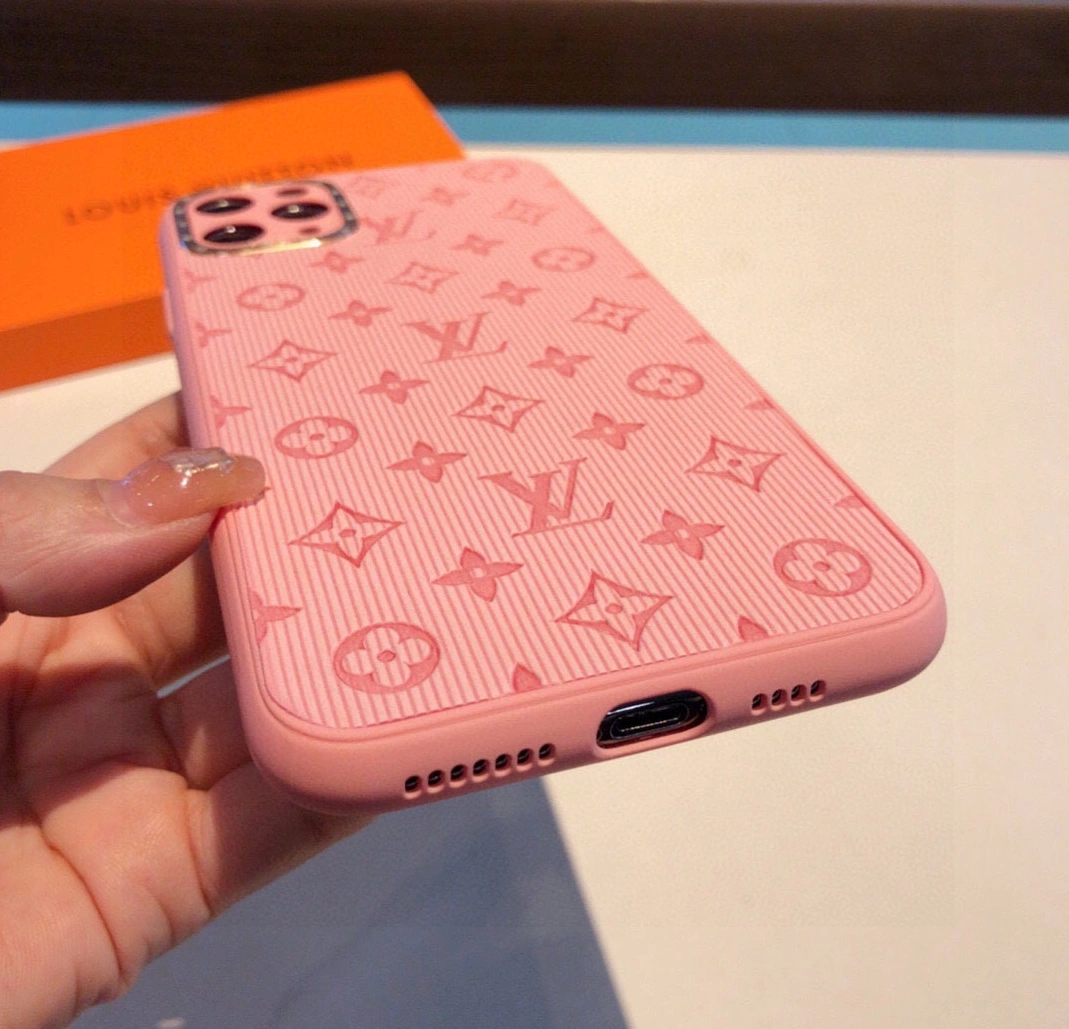 Louis Vuitton LV iPhone Case EyeCatching 8003 - Image 5