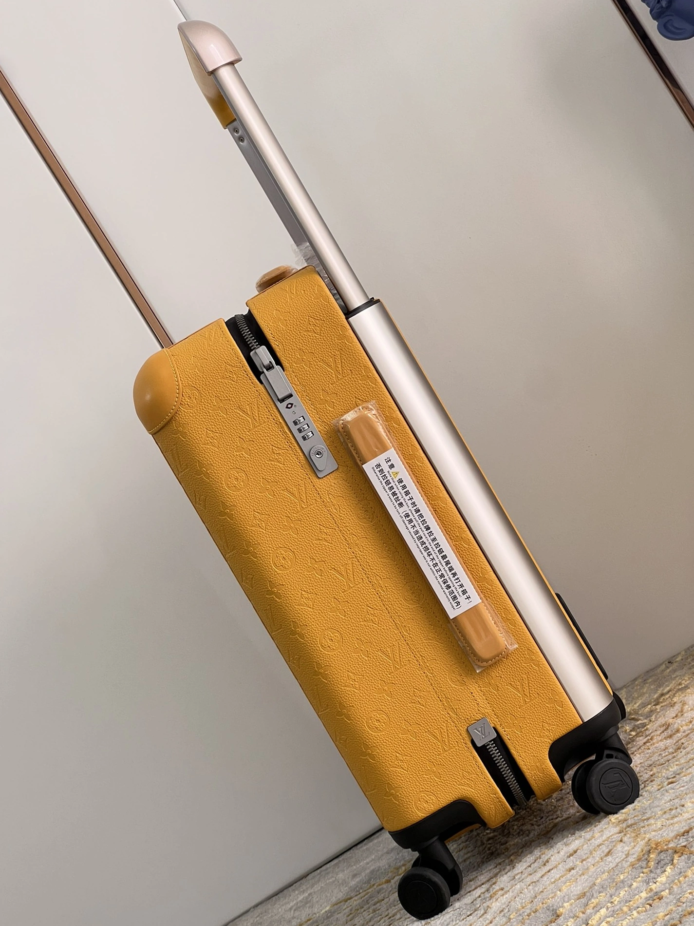 Louis Vuitton Luggage Refined 8703 - Image 4