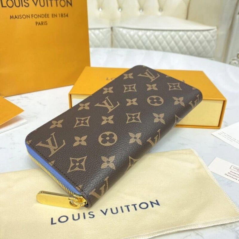 19.5 x 10 Louis Vuitton Monogram Zippy Wallet Blue - Image 4