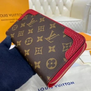 Calfleath Louis Vuitton Monogram Zippy Wallet Retiro