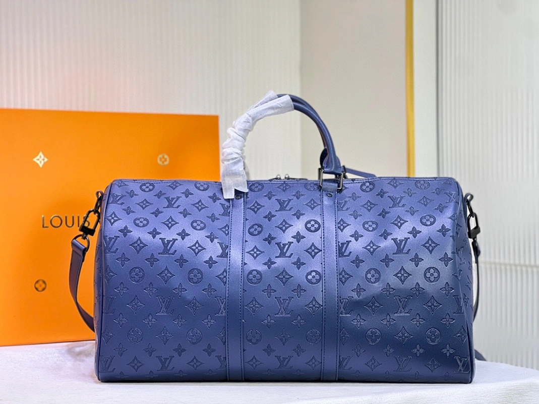 Louis Vuitton Travel Bags Fashionable 2008 - Image 5