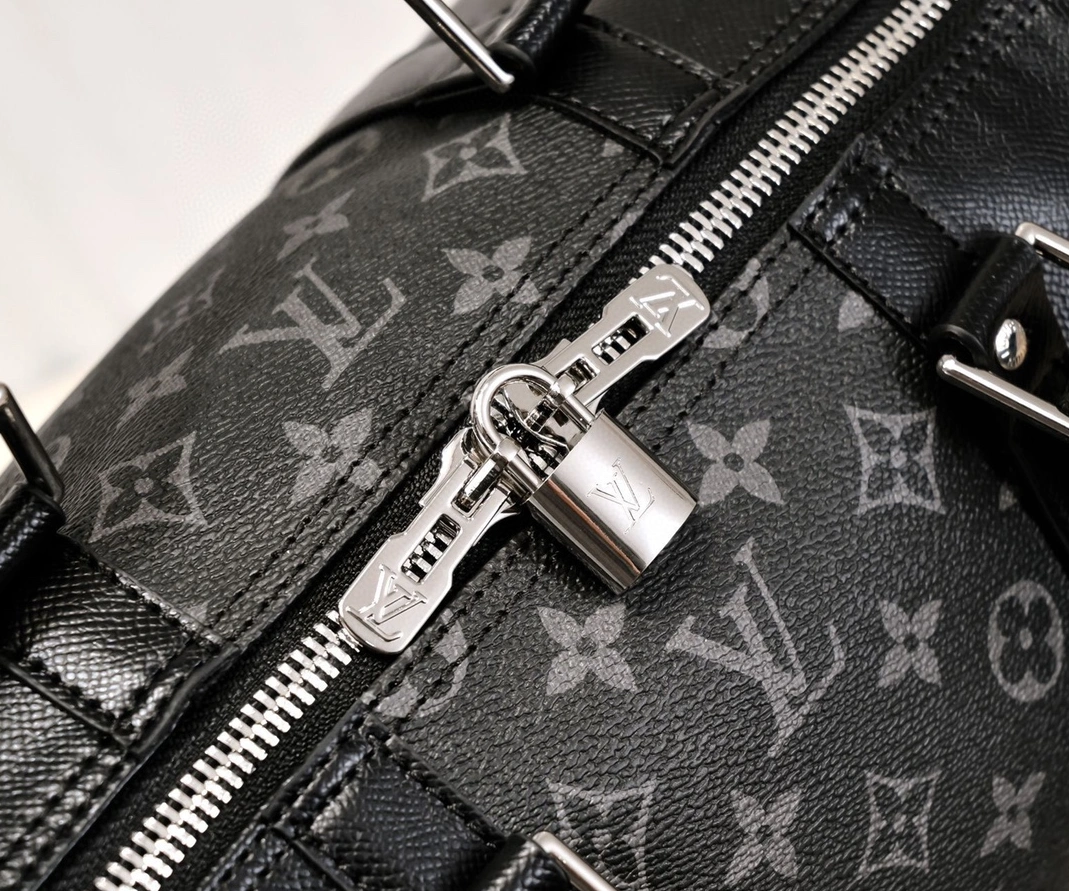 Louis Vuitton Travel Bags Modern 7477 - Image 6