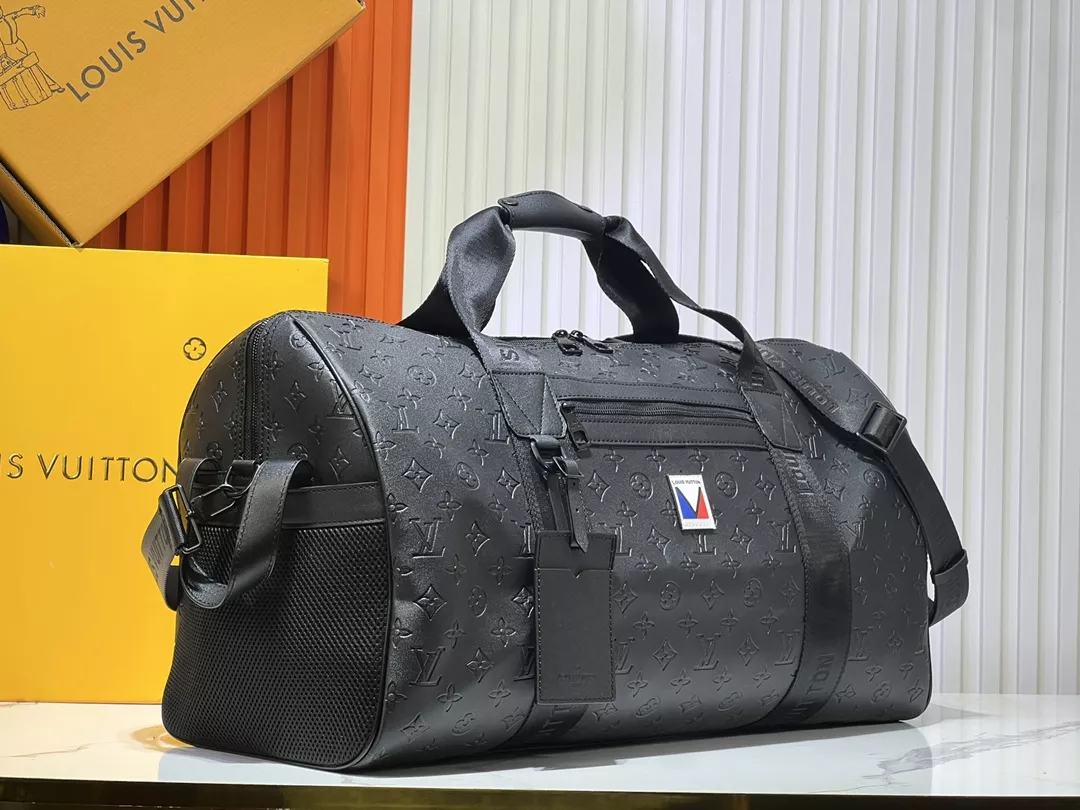 Louis Vuitton Travel Bags SmartChoice 1605