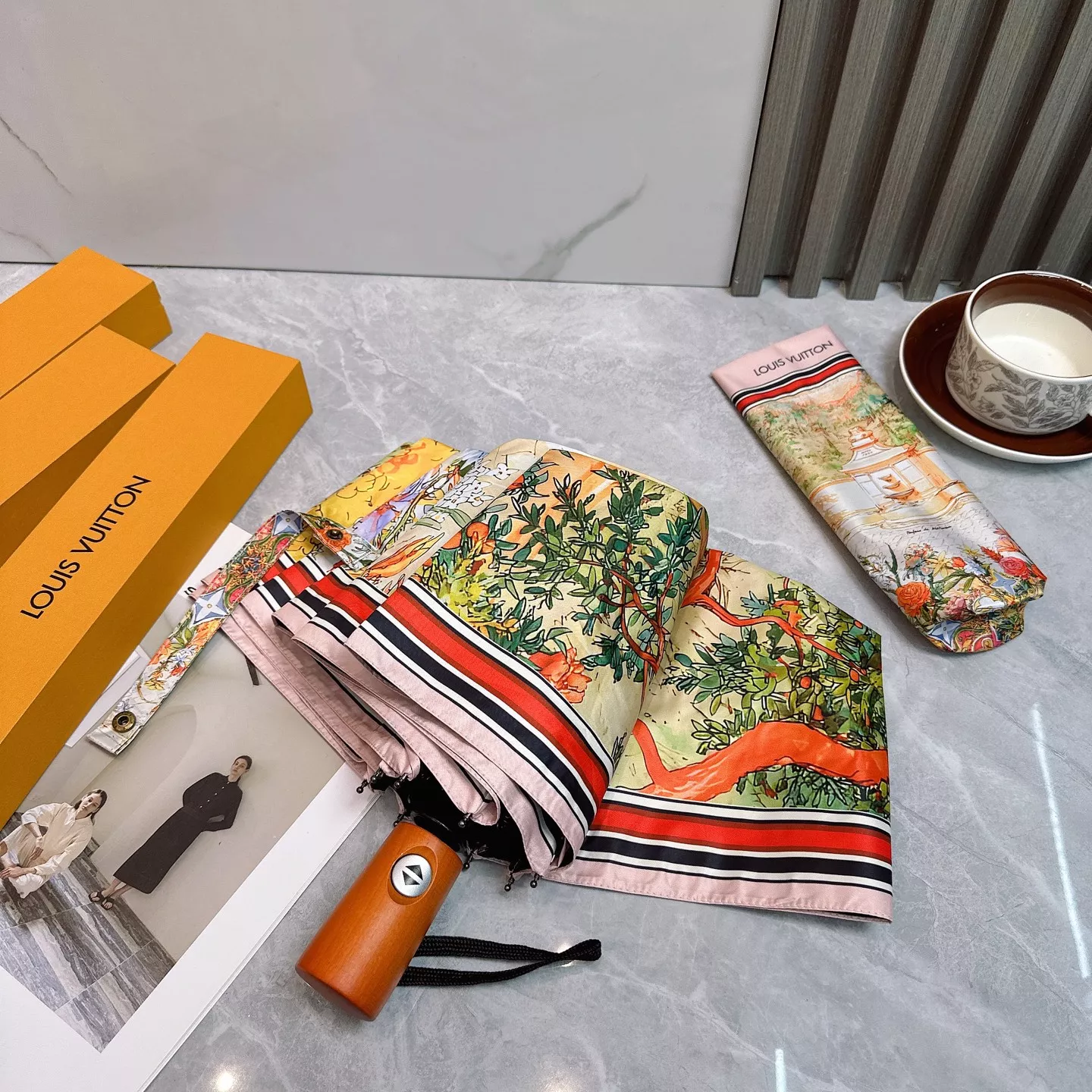 Louis Vuitton Umbrellas DailyWear 3927 - Image 3