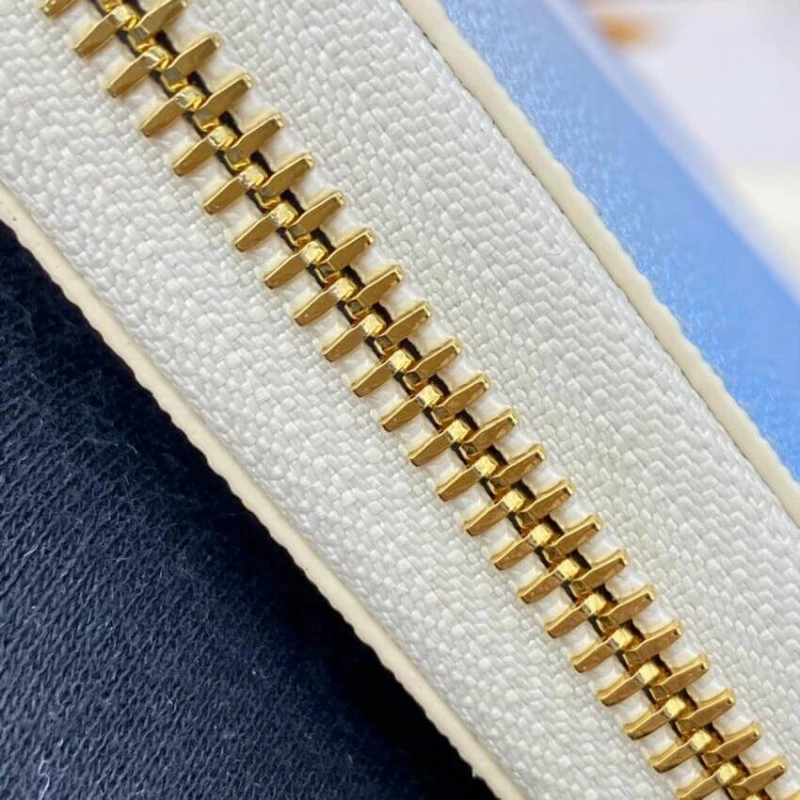 12 card s Louis Vuitton Zippy Wallet Blue - Image 6