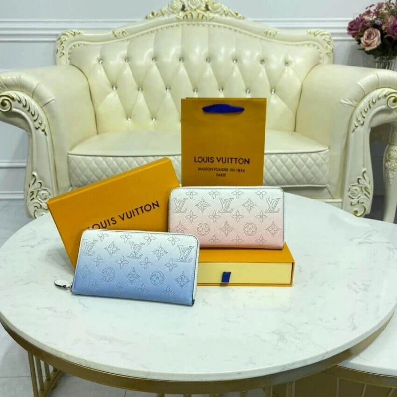 Silvercol Louis Vuitton Zippy Wallet in Blue Gradient Mahina Perforated Leather - Image 11