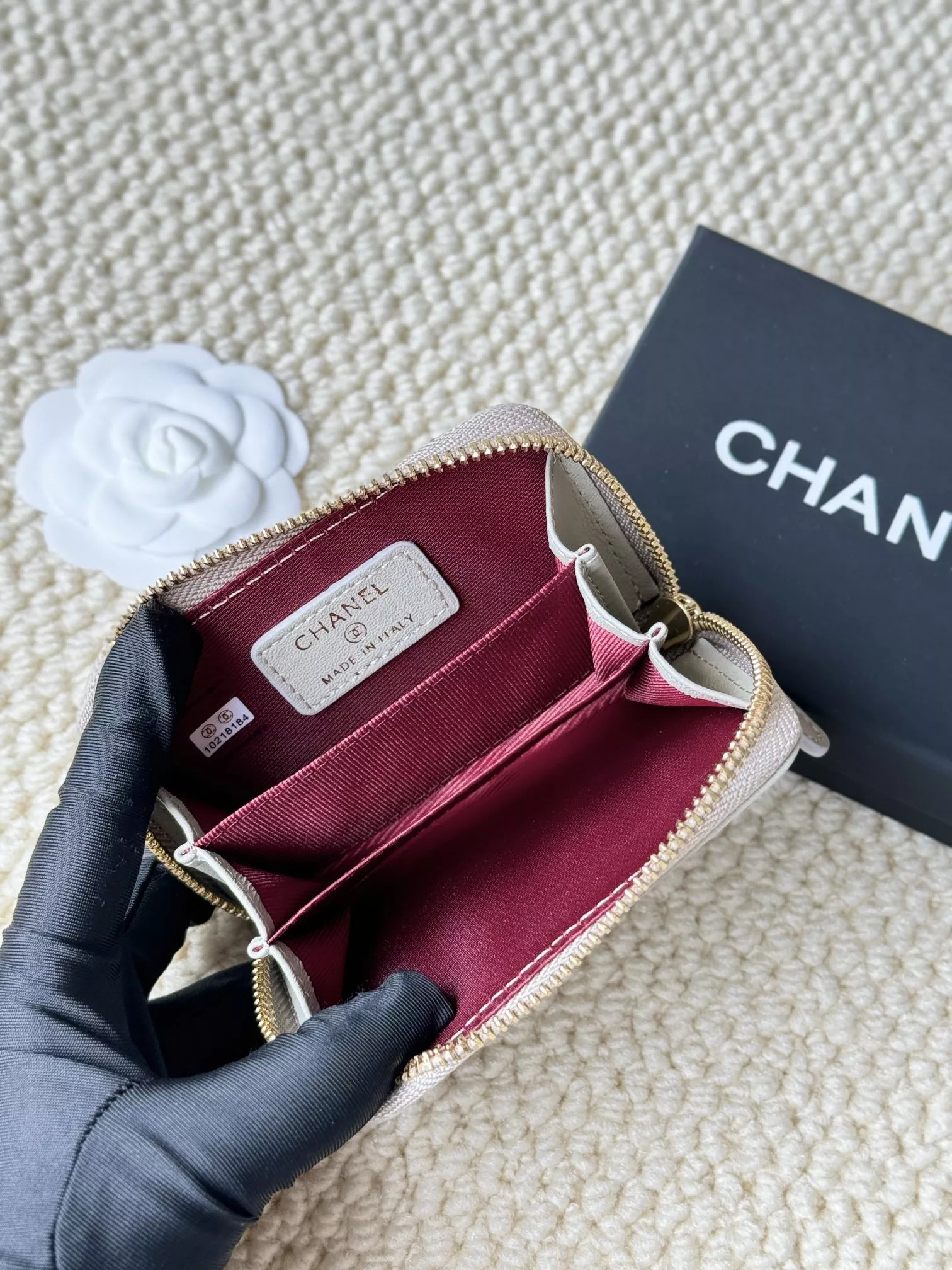 ModernLook 6934 Chanel Card Case - Image 5