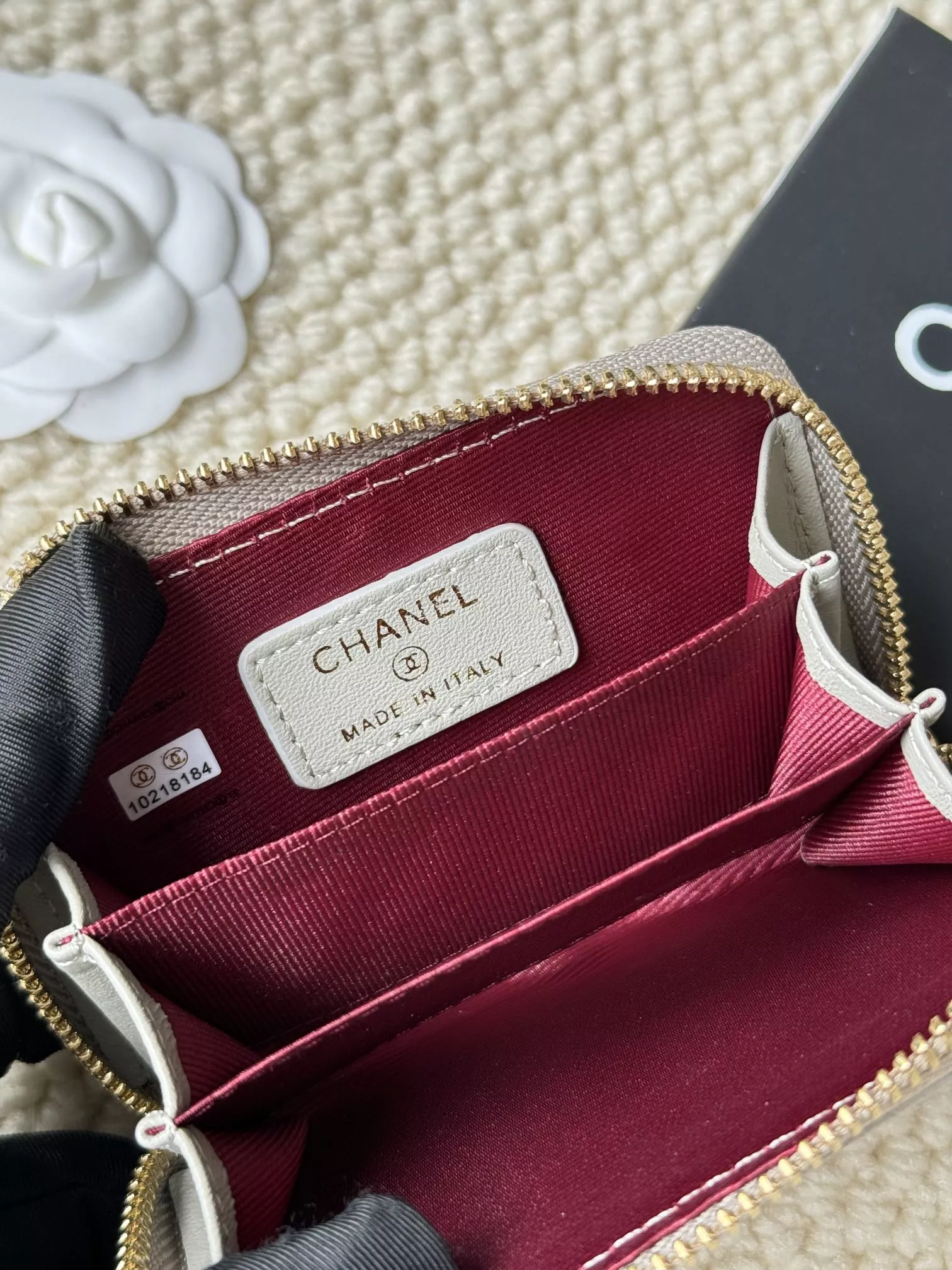 ModernLook 6934 Chanel Card Case - Image 6