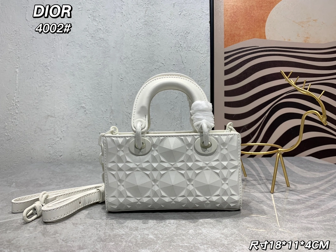 Popular 865 Christian Dior AAA Quality Handbags For Women