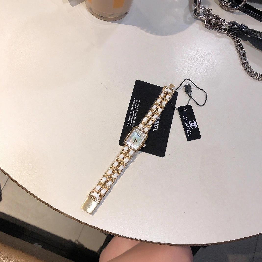 Practical 2135 Chanel Watches For Women - Image 3